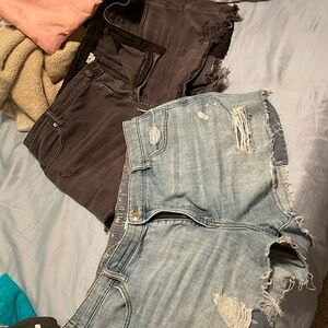 2 pairs of daydream shorts